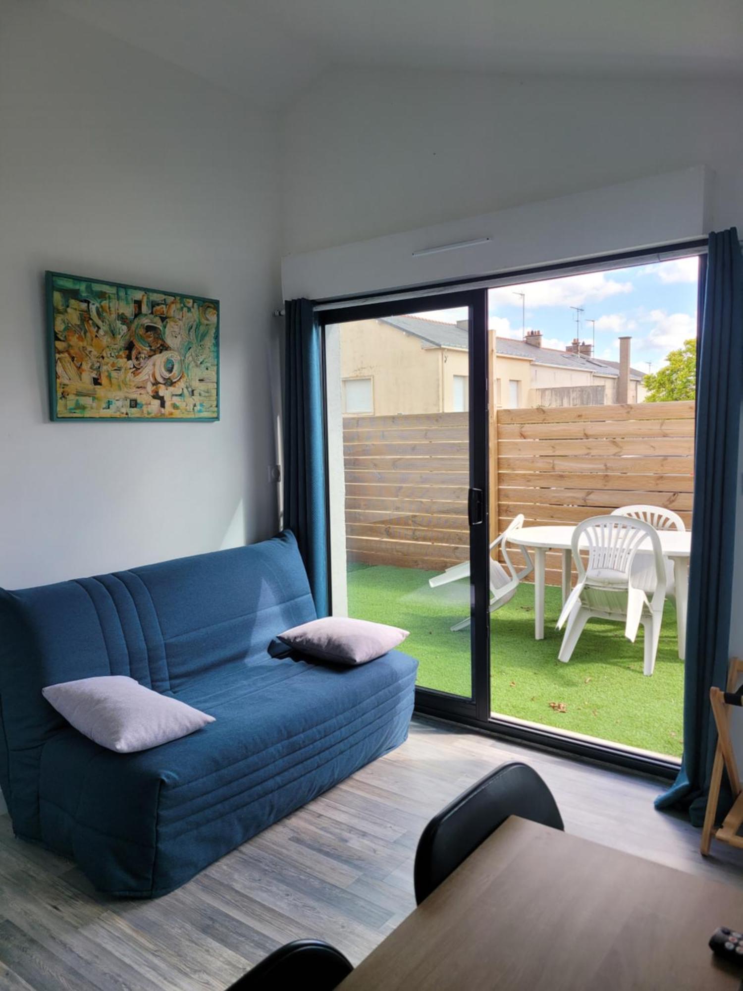 Le Studio Saint-Pierre-Montlimart Luaran gambar
